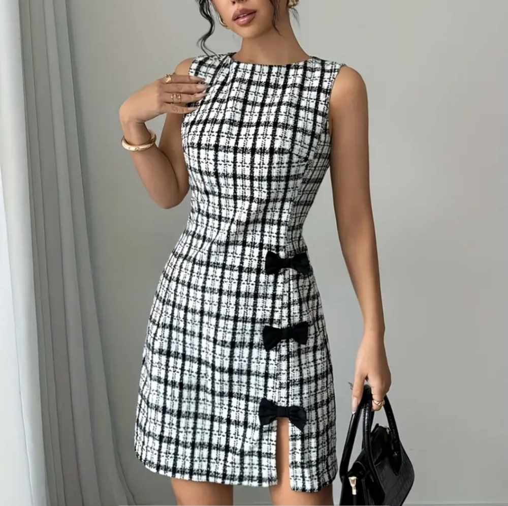 Chic Black and White Checkered Mini Dress